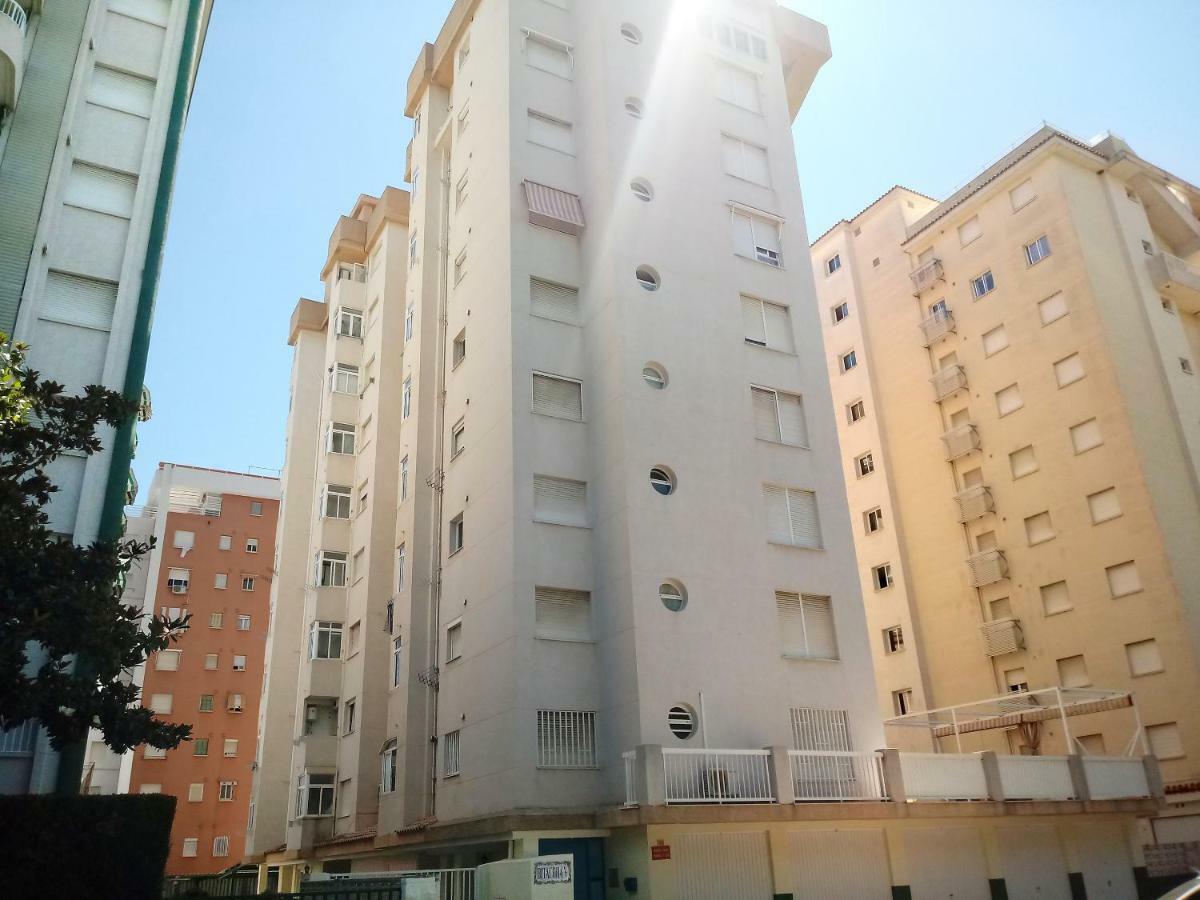 Apartamentos Gandia Grau Y Playa 3000 Экстерьер фото