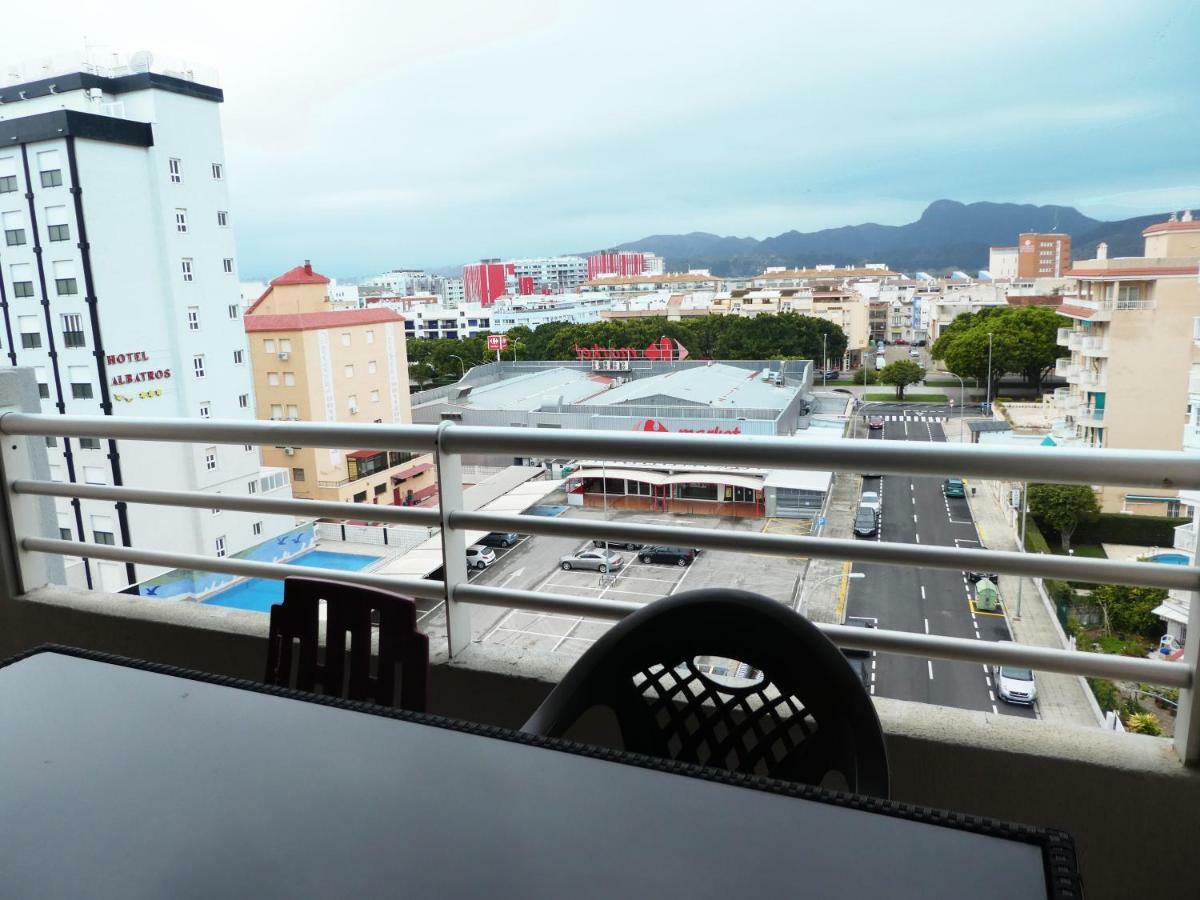 Apartamentos Gandia Grau Y Playa 3000 Экстерьер фото